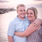 Amber Reed's photo