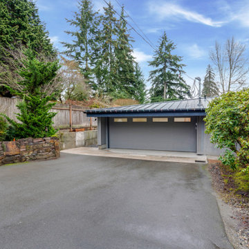 Bellevue Garage & Woodworking Workshop