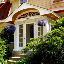 ENCLOSED PORTICO
