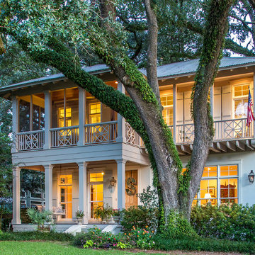 Confident Cottage on the Bluff