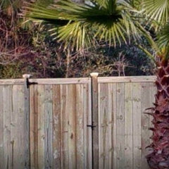 Breed Fence