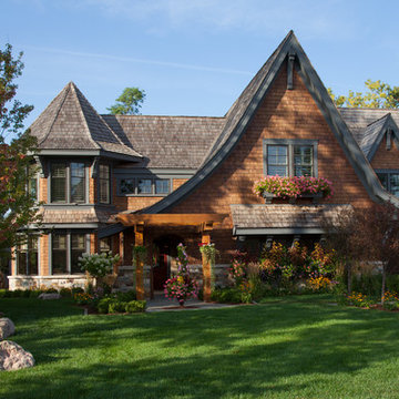 Cottage Style Meets Modern Living