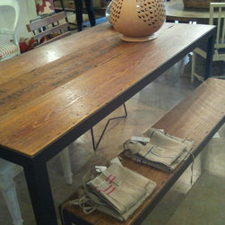 Endever - Dining Tables