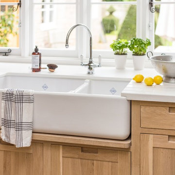 shaker kitchen in limed oak