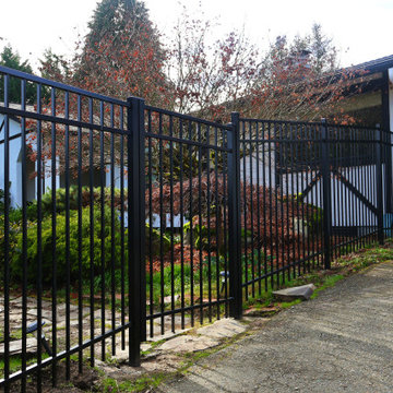 Low Maintenance Aluminum Fence