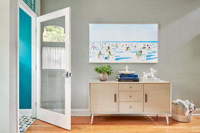 Transitional home design photo in Philadelphia