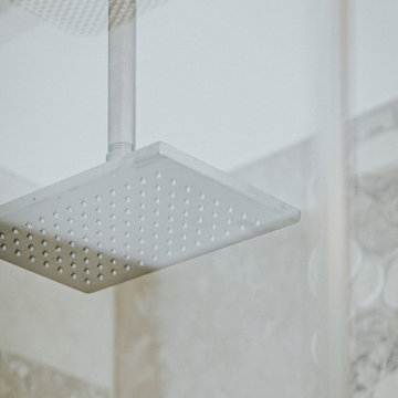 Kile Circle Master Bathroom
