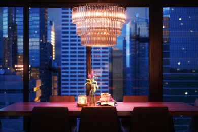 Example of a minimalist dining room design in New York