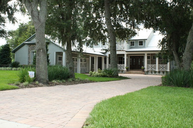 Example of a beach style exterior home design in Orlando