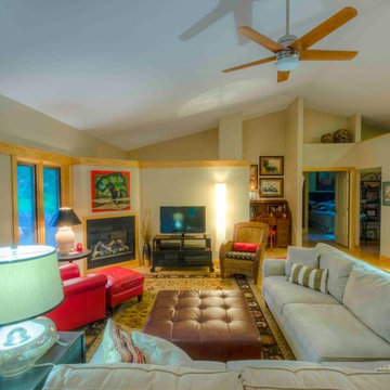 Warmth and Modern Style Meet at Smith Mountain Lake