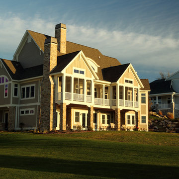 Traverse - Lakefront Home With A View