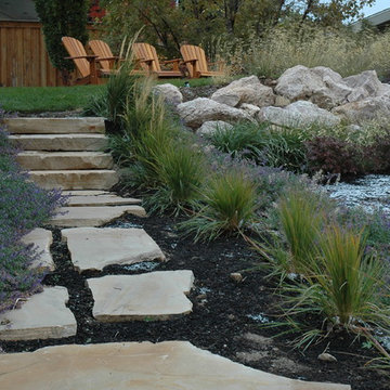 Above the Capitol Traditional Style Water Wise Yard