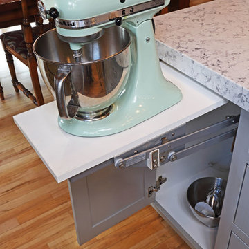 Kitchen aid mixer shelf