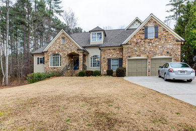 Elegant exterior home photo in Atlanta