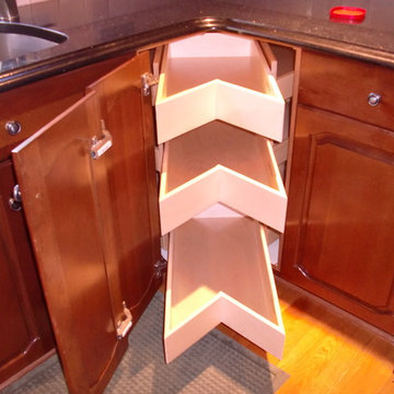 Glide-Around Corner Cabinet Solution