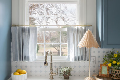Example of a laundry room design in Nashville