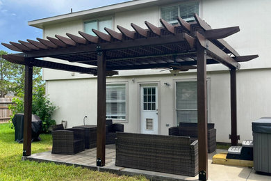 Example of a patio design in Other
