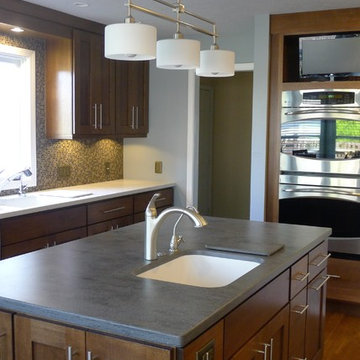 Quarter sawn white oak kitchen.