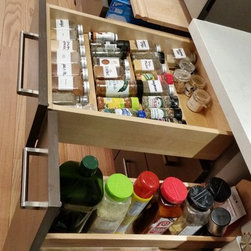 Albany Hillside kitchen - Kitchen Storage And Organization