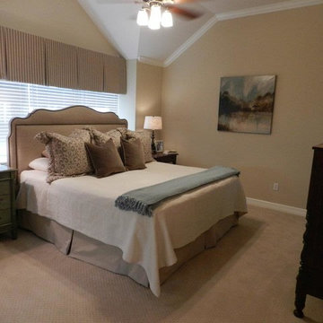 Strange Master Suite & Small Bath