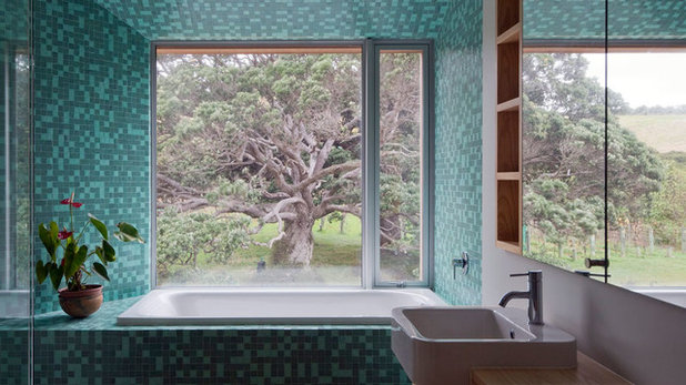 Contemporary Bathroom by Sills van Bohemen Architects