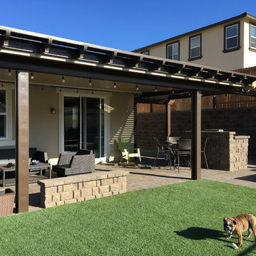 Combination Cover with Lattice Gable
