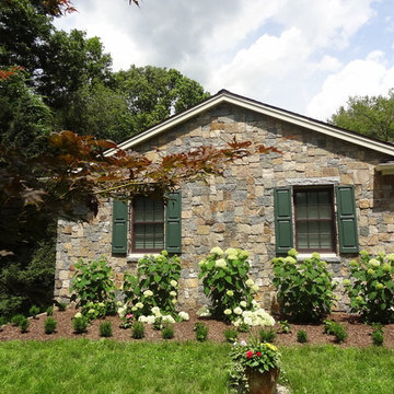 Colonial Style Ranch with Dry-Fit Natural Stone Accents