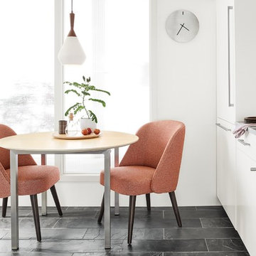 Cora Chair