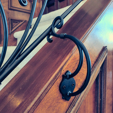 #2471 - Flamboyant Art Nouveau Staircase Railing