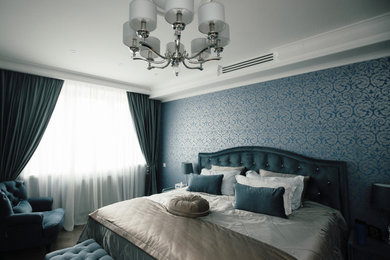 モスクワにあるトランジショナルスタイルのおしゃれな寝室
