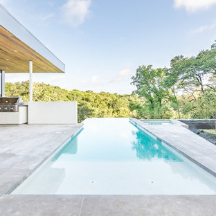 Moderner Pool in Austin