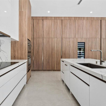 Considering Inviting Guests for Dinner or Lunch? Kitchen Remodeler in Glendale