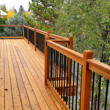 Beautiful Raised Deck