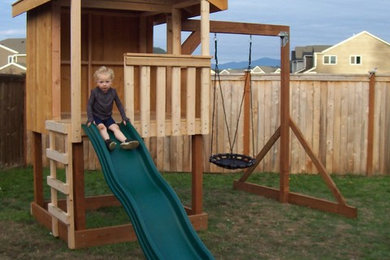 Inspiration for a rustic kids' room remodel in Seattle