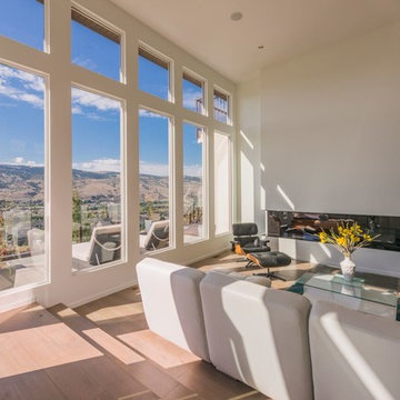 Visao Court Kamloops, BC - Modern Tuscan Interpretation