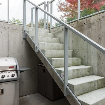 Modern Extended Family - Vancouver