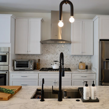 Armstrong Residence - Dining Room & Kitchen