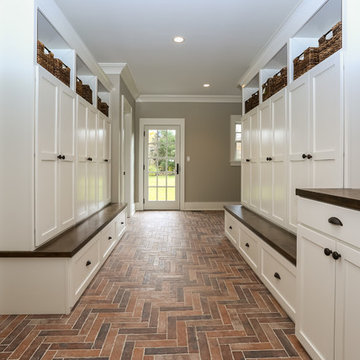 32 Osborne Rd, Garden City