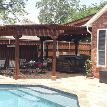 Pergolas & kitchens