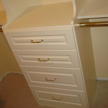 masster bedroom closet