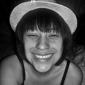 Shelby Lauers foto
