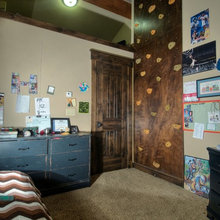 aly toddler bedroom