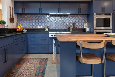 Inspiration for a contemporary kitchen remodel in Dallas