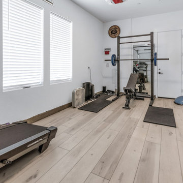 Yuzen Signature | Modin Rigid LVP Collection Scandinavian Customer Space | CA