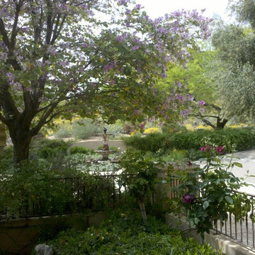 Maintenance & Seasonal Flowers