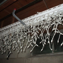 Hanging Christmas Lights Quick & Easily