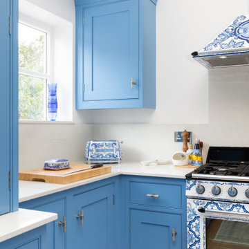 Italian-Inspired In-Frame Shaker Kitchen