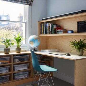 Childrens Study Desk