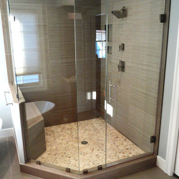 Custom Glass Neo Angle Shower Units