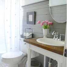 Little Bathroom At Nana